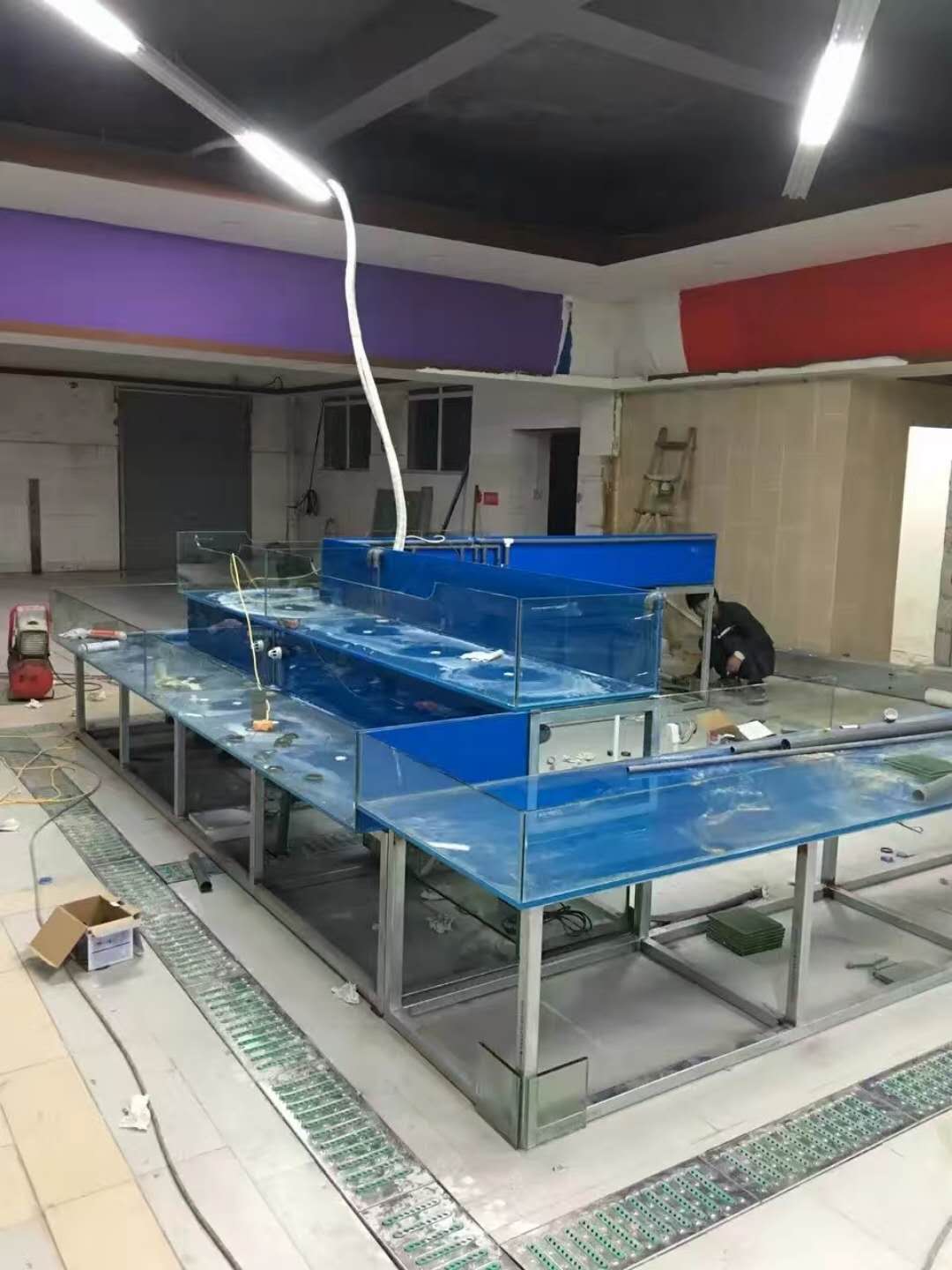 水产批发市场海鲜池13.jpg 水产批发市场海鲜池13.jpg